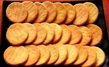 小班捏饼干教案6篇