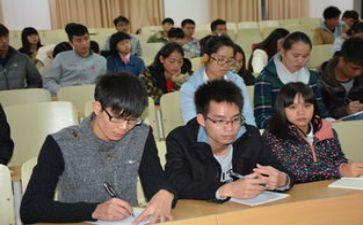 大学班长年度总结报告8篇