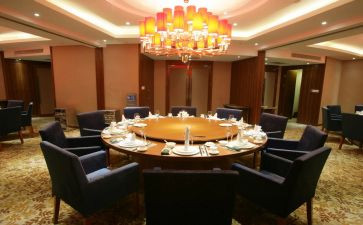饭店工作报告8篇