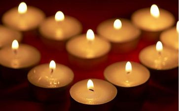 蜡烛与灯的作文优质8篇